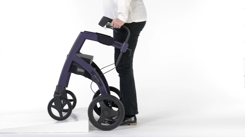 Rollz Motion  Rollator über Schwellen