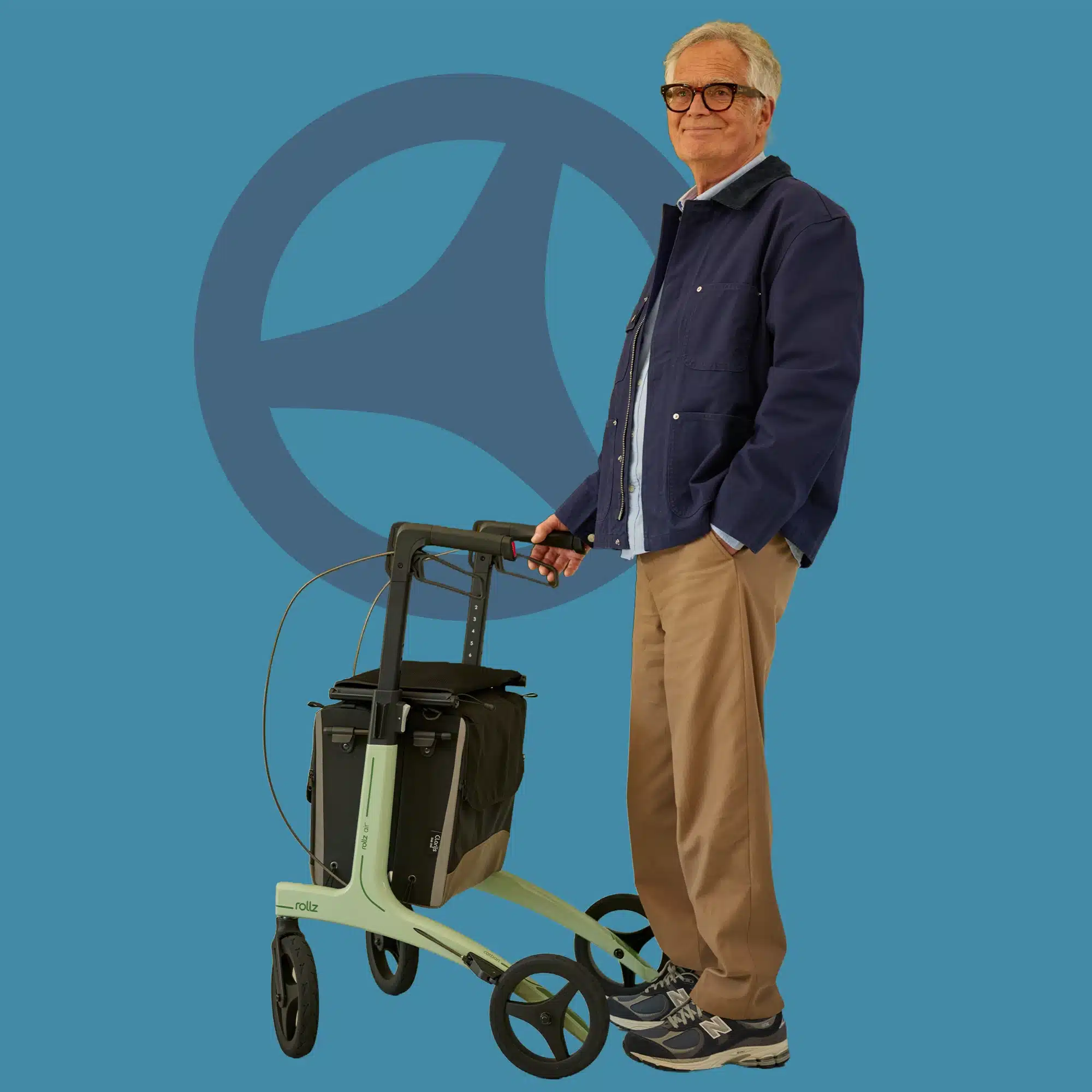 lightweight rollator with seat